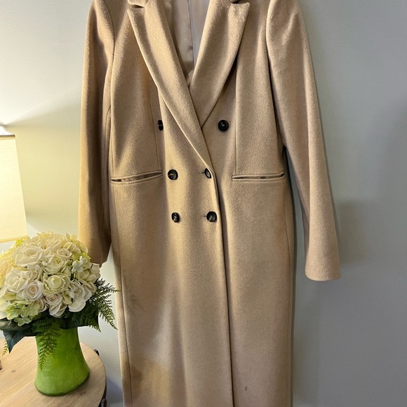 100% Wool Coat - Picture 2 of 5